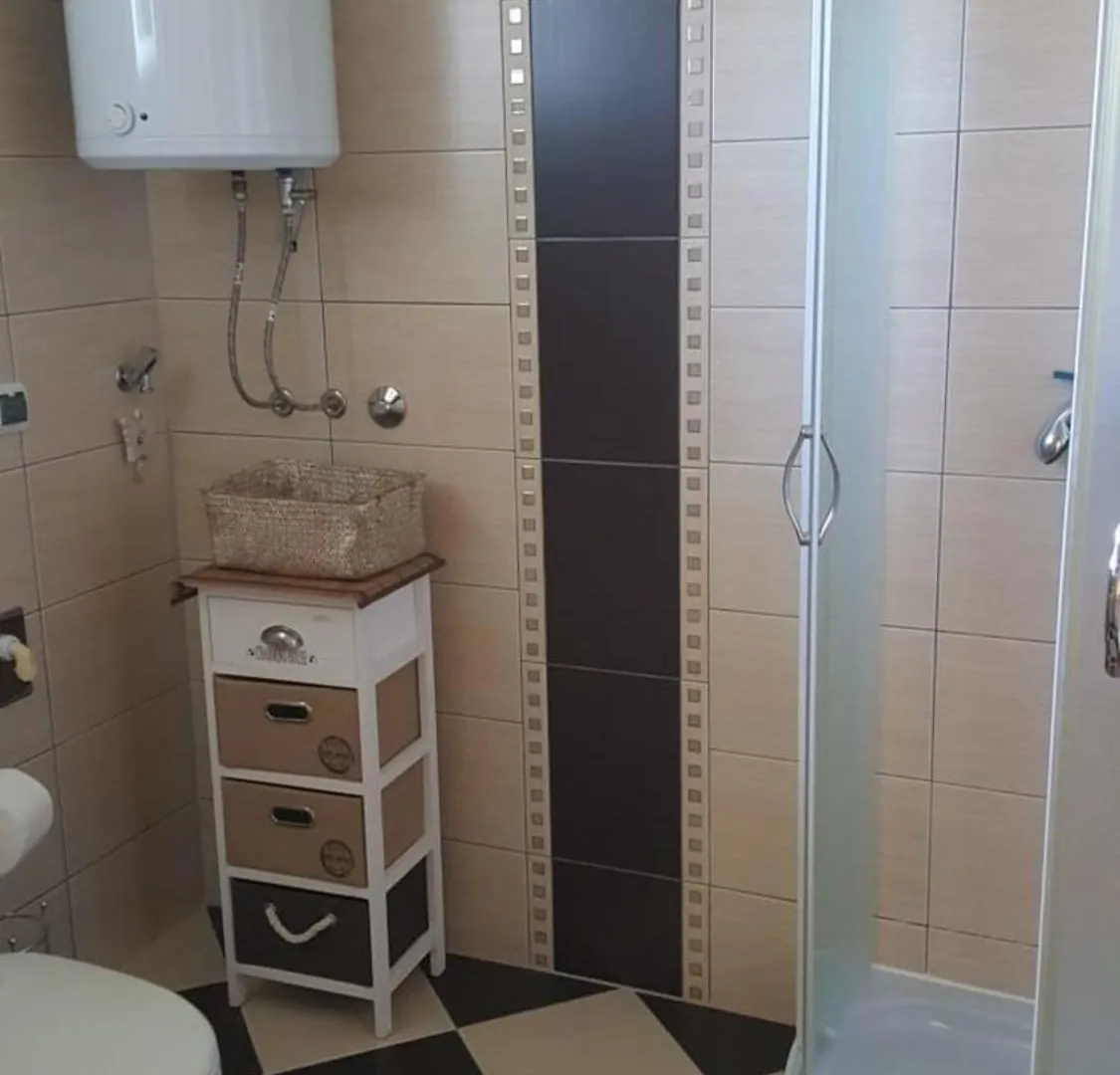 Ferienhaus Fuer 6 Personen فير بيت للعطل