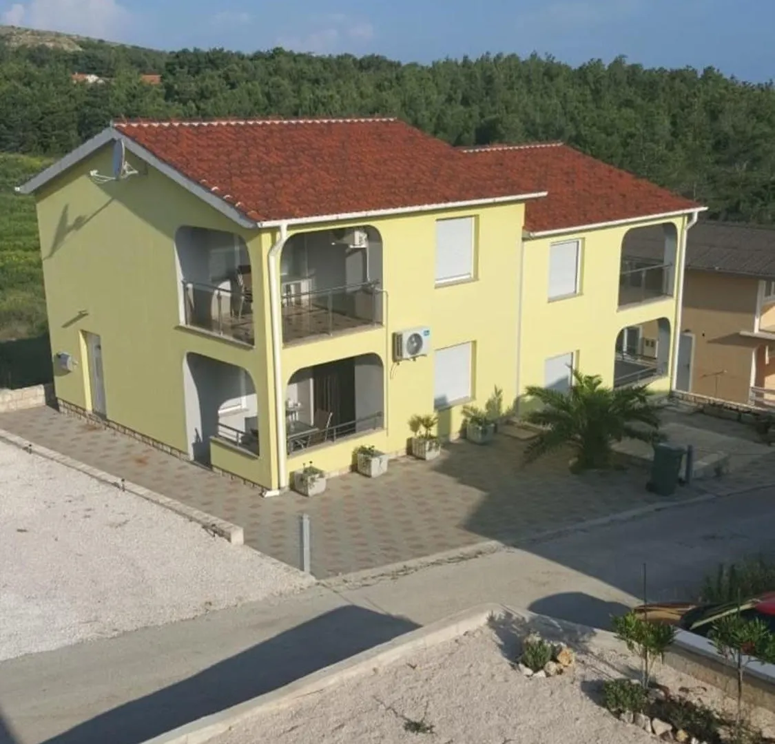 Ferienhaus Fuer 6 Personen فير